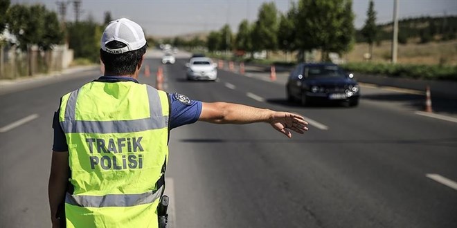 Başkentte yarın bazı yollar trafiğe kapatılacak