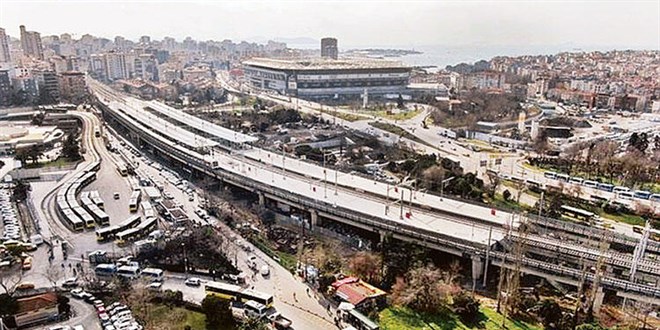 İzmir'deki depremde ağır hasar gören 488 bina daha yıkılacak