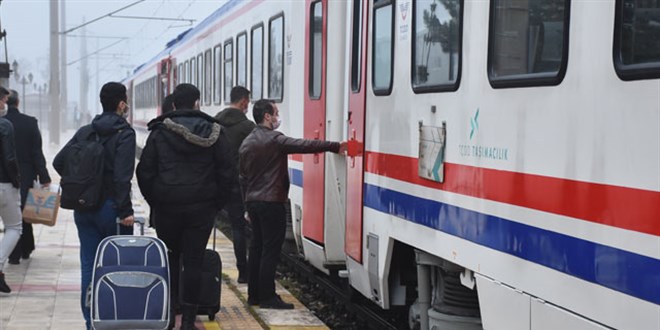 Tren seferleri 1 yl sonra hizmete girdi