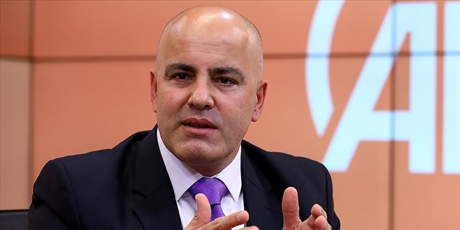 Elektrikli araçlar 'yeşil enerji'yle şarj edilecek