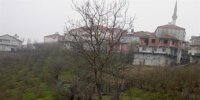Muhtar 25 köylüyü icraya verdi