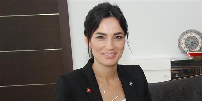 2006 Türkiye güzeli Seda Sarıbaş da AK Parti MKYK listesinde