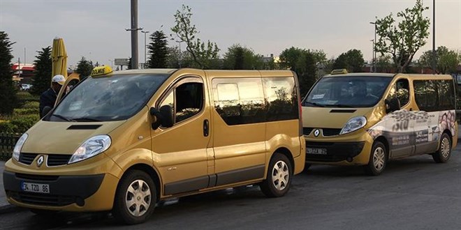 İstanbul'da 750 minibüs ve 250 taksi dolmuşun taksiye dönüştürülmesi ertelendi