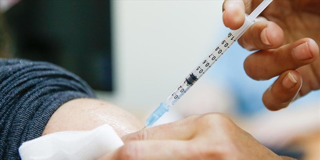Birinci ve ikinci doz aşı olanların toplam sayısı 15 milyonu geçti