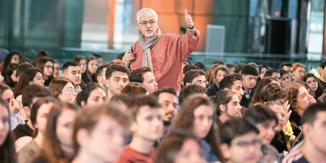 Z kuşağından 'oy almak' siyasetçileri zorlayacak!