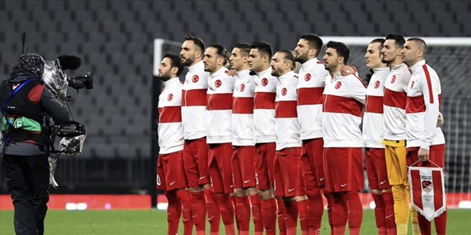Türkiye, FIFA dünya sıralamasında 3 sıra yükseldi