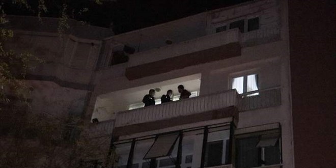 İzmir'de binanın birinci katından düşen kişi ağır yaralandı