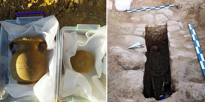 Traktörünün pulluğuna taş takıldı, lahit mezar ortaya çıktı