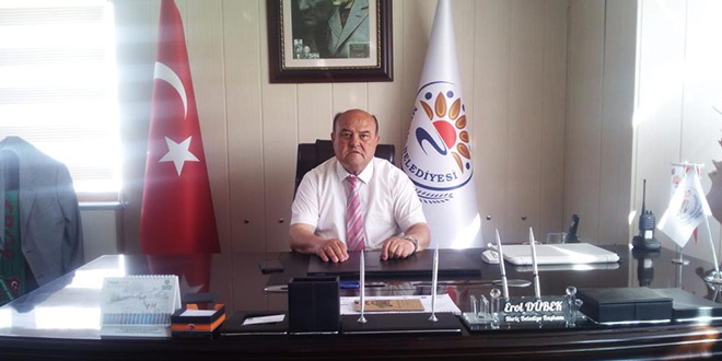 İkinci doz aşısını yaptıran Belediye başkanı ailesiyle koronaya yakalandı