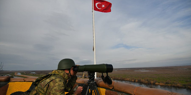 Yunanistan'a geçmeye çalışan 5 kişiden 2'si FETÖ mensubu çıktı