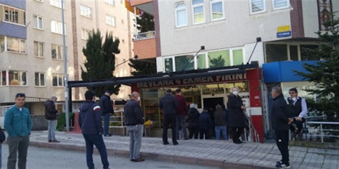 Kovid19'un yayılımının önlenmesi için pide kuyruklarına girilmesin!