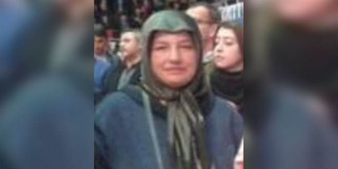 Tarlada çalışırken eşini öldürüp, intihara kalkıştı