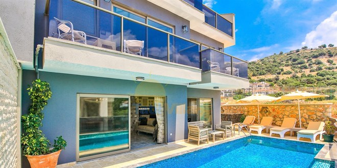 Türkiye'nin en lüks kiralık villalarında tatil fırsatı