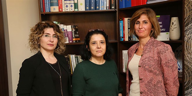 Çantasını x-ray cihazından geçirmeyen avukata 441 TL ceza