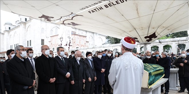 Prof. Dr. Ali Özek, son yolculuğuna uğurlandı