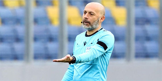 Cüneyt Çakır EURO 2020'de düdük çalacak