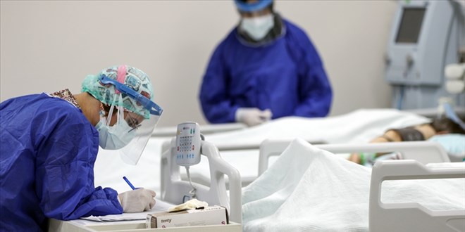 Türkiye'nin koronavirüsle mücadelesinde son 24 saatte yaşananlar