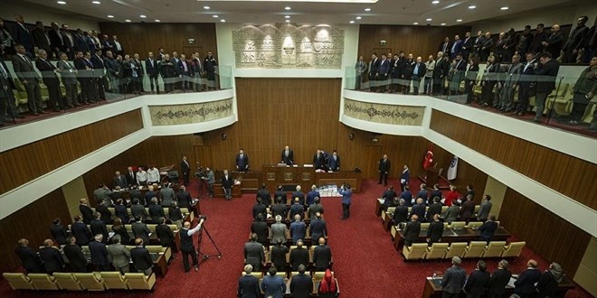 Yerel yönetim meclislerinin çalışmaların ara verildi