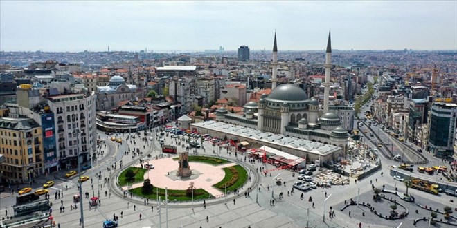 Taksim'e yapılan cami açılışa hazırlanıyor