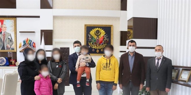 Ahıra kapatılan kız çocuğunu KADES uygulaması kurtardı