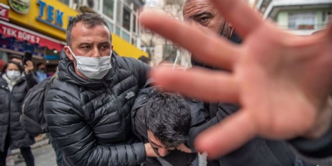Polis, görevini yaparken ses ve görüntü kaydı alanları engelleyecek