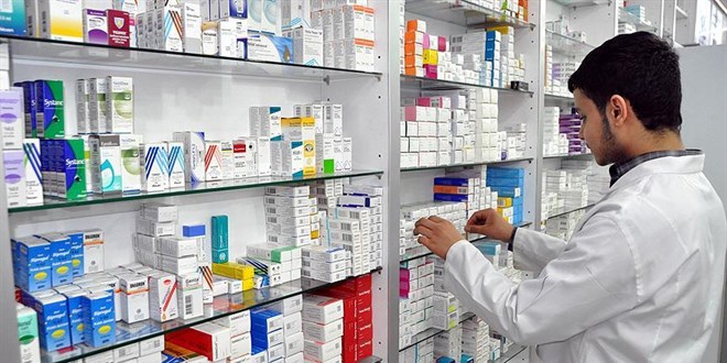 Eczacılar koronavirüs aşısında patentin kaldırılması çağrısında bulundu