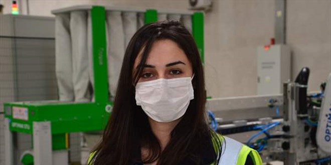 Uygulamalı eğitimden mezun gençler, staj yaptıkları iş yerinde yükselebiliyor