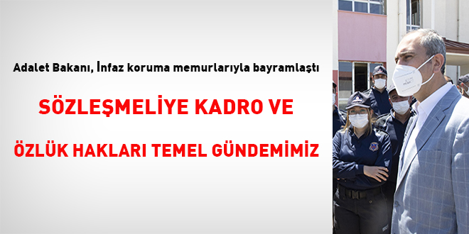 Adalet Bakanı Abdulhamit Gül, infaz koruma memurlarıyla bayramlaştı