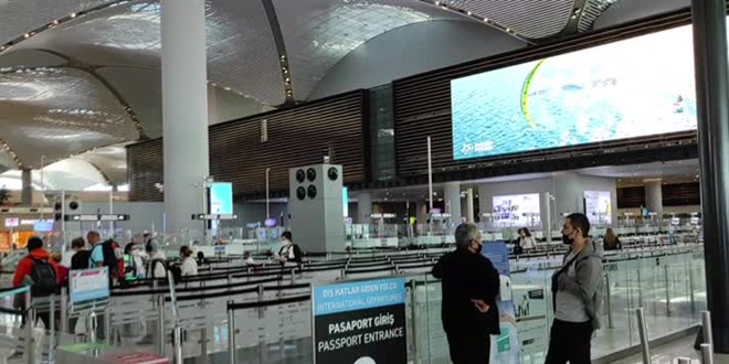 'Tam kapanma'nın sona ermesiyle İstanbul Havalimanı'nda yoğunluk arttı