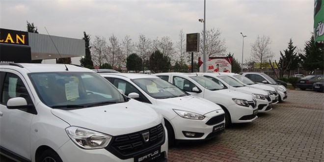 İkinci el oto alım satım piyasası durgunluğunu koruyor