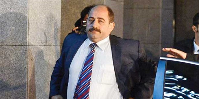 Firari FETÖ'cü Zekeriya Öz'ün kasasından aileye sus payı