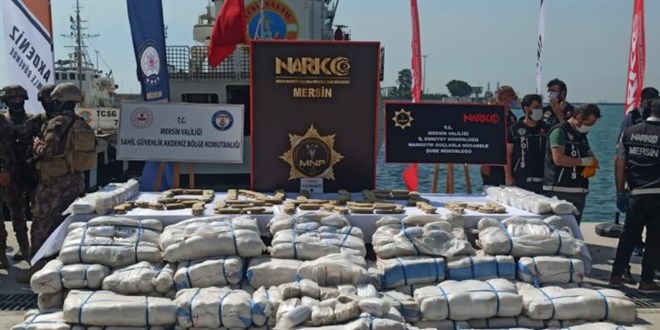 İçişleri Bakanlığı, 1,5 ton esrarın ele geçirildiği operasyonun detaylarını aktardı