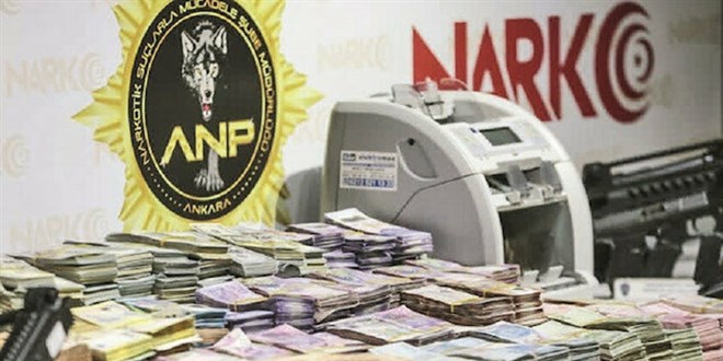 Bataklık'ta servet: 457 milyon lirayı akladılar
