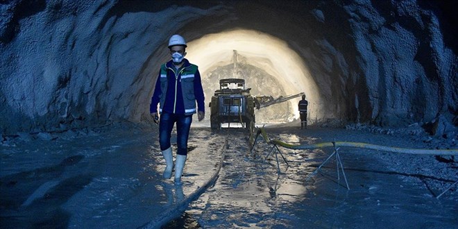 Yeni Zigana Tüneli'nde ışığa az kaldı