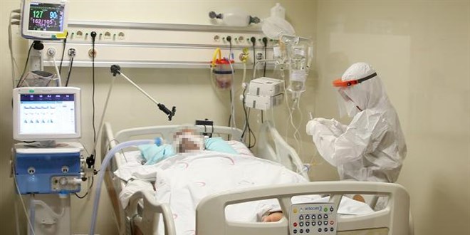 Oğlu aşı olmasını istemedi, 70 yaşında koronavirüse yenik düştü