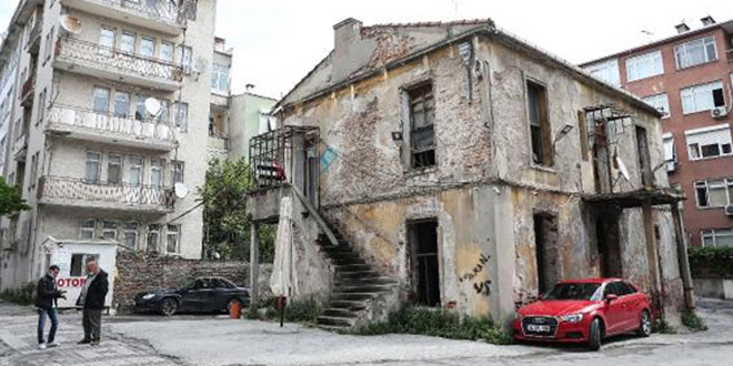 Trk edebiyatnn usta ismi Cenap ahabettin'in evi otopark oldu