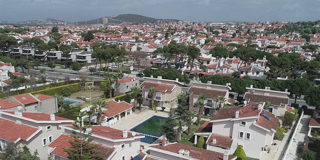 Çeşme'de konut ve arsa fiyatları 2.5 kat arttı