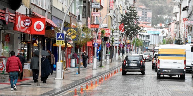 Kaymakamın katıldığı denetimde gezerken yakalanan Covid-19 hastalarına para cezası