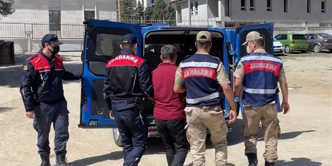 FETÖ'den hapis cezası alan öğretmen yakalanıp, tutuklandı