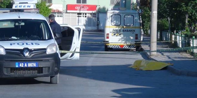 Konya'da yol kenarında bir erkek cesedi bulundu