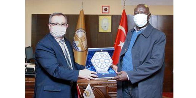 Trakya mezunu Djeraki, Çad'da Cumhurbaşkanı Başdanışmanı oldu