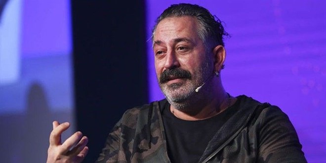 Cem Yılmaz eski eşine ödediği 10 bin dolarlık nafakanın azaltılmasını istedi