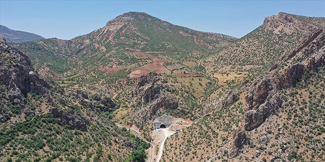 Siirt ve Şırnak'ta açılan tünellerle ulaşım kolaylaşacak