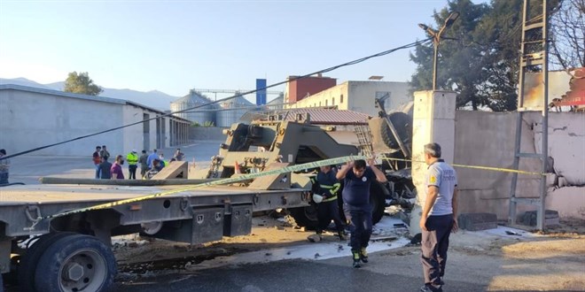 MSB: Hatay'da askeri ara kazasnda 2 asker ehit oldu