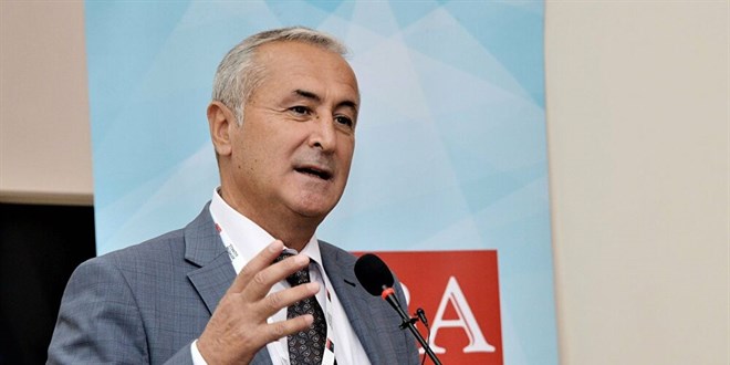'Türkiye, dünyada eğitime ara vermeyen tek ülkedir'