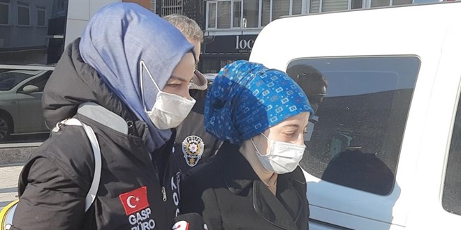 Banyoda doğurduğu bebeğini 9 bıçak darbesiyle öldürmüş