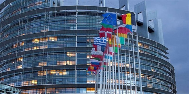Avrupa Parlamentosu'ndan Dijital Kovid Sertifikas'na 'evet' oyu kt