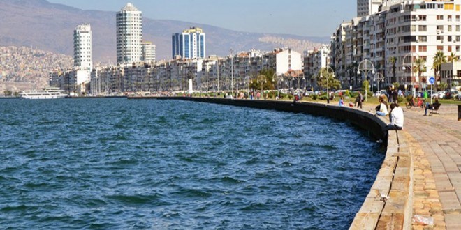 İzmir Körfezi'nde ilk verilere göre müsilaj ihtimali bulunmuyor