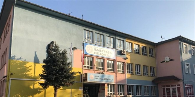 Düzce'de bir okul satışa çıkartıldı