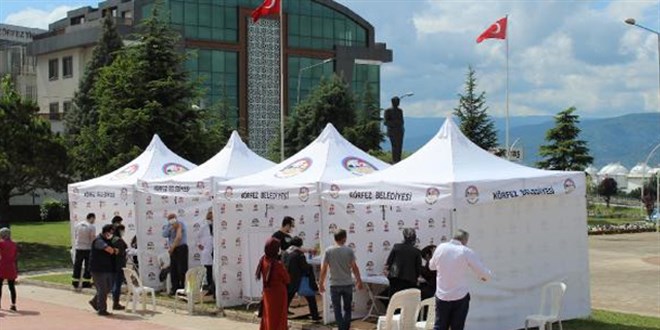 Aşılamada hızlı yol almak için aşı çadırı kuruldu